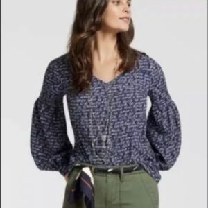 Cabi te amo blouse.  S.  5336